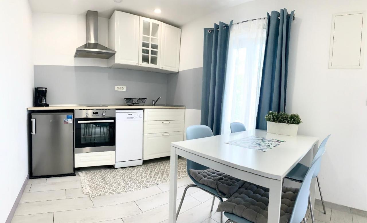 Apartment Ana Sea View Makarska Dış mekan fotoğraf