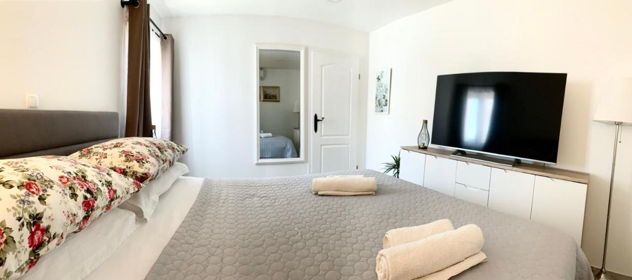 Apartment Ana Sea View Makarska Dış mekan fotoğraf