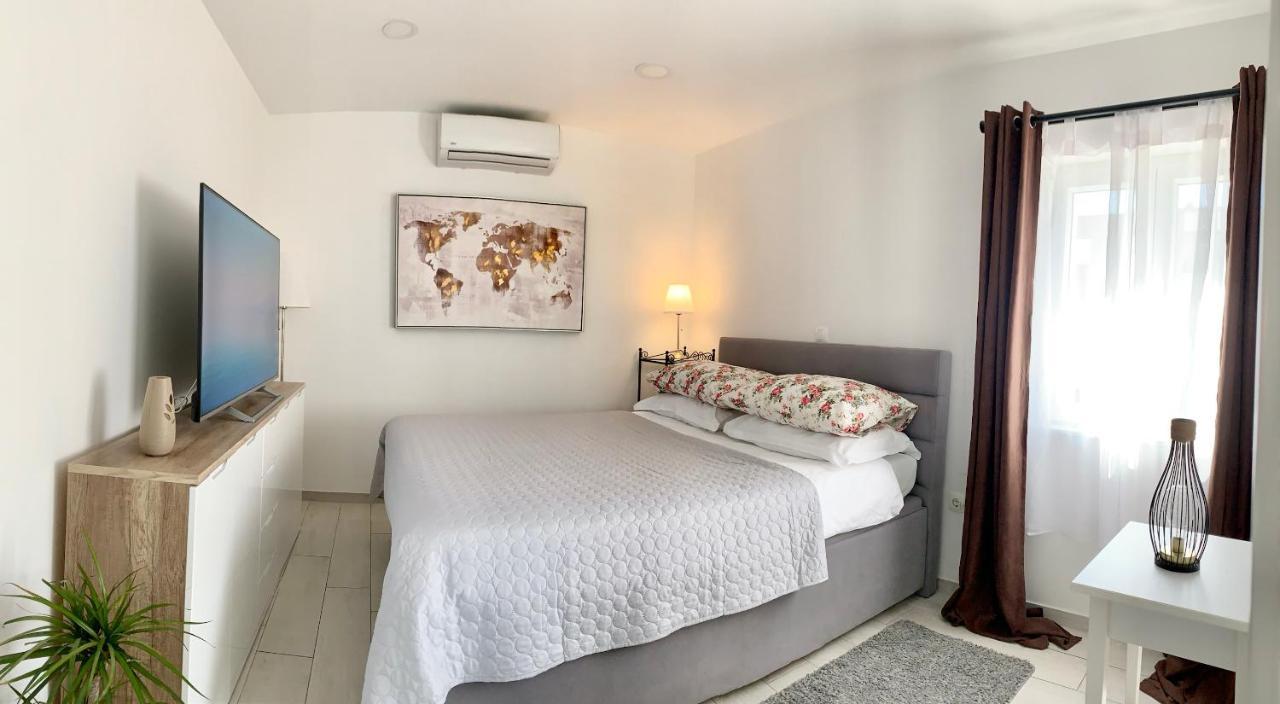 Apartment Ana Sea View Makarska Dış mekan fotoğraf